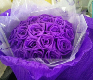<b>16朵紫玫瑰的寓意，表示多变不安/我只爱你与祝你顺利</b>