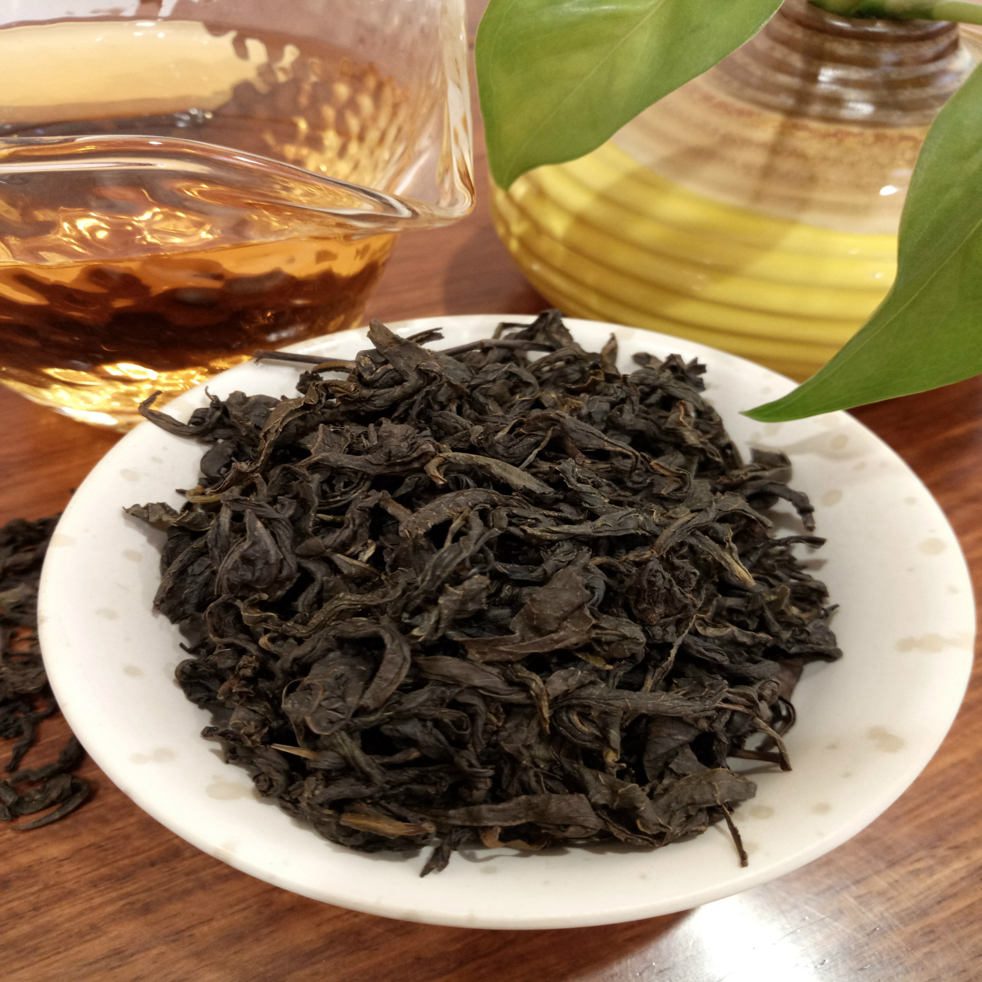 黑茶有什么特点？普洱茶属于黑茶的一种吗？