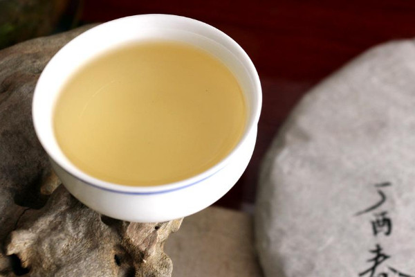 七子饼茶是生茶还是熟茶，七子饼茶属于什么茶